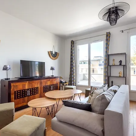 Luxe Penthouse For 6 - Fairytale Factory Appartement